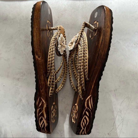 Seashells Carved Wooden Art Japanese Inspired Geta Sandal  41 - Picture 6 of 13